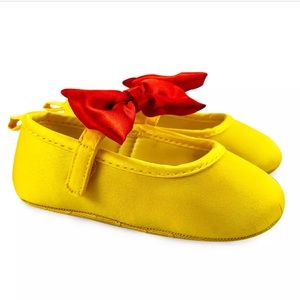 Snow White baby shoes